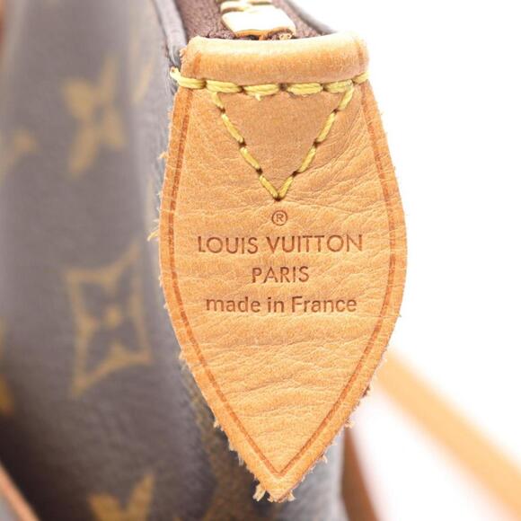 LOUIS VUITTON Brown Monogram Leather Tote Bag - Picture 4 of 10